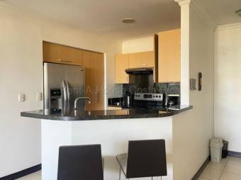 Alquiler de Apartamento AMUEBLADO en Avalón Country-Santa Ana. RAH 27-848