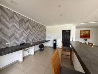 Se alquila apartamento en Pozos Santa Ana 27-754