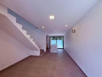 Se alquila apartamento en Ulloa Heredia 27-867