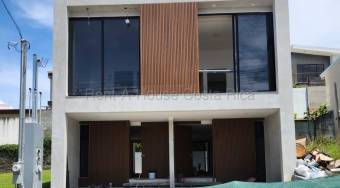 Se alquila apartamento en Ulloa Heredia 27-867