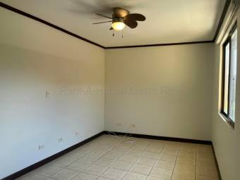 Se alquila casa en Pozos Santa Ana 27-865