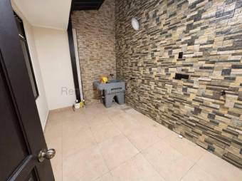 Venta de Casa en El Coyol de Alajuela. RAH 27-897