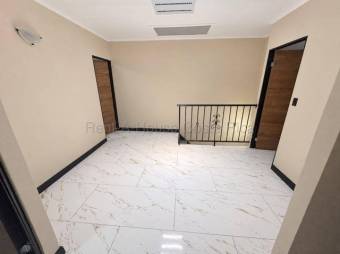Venta de Casa en El Coyol de Alajuela. RAH 27-897