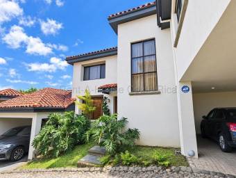 Se alquila casa en San Rafael Escazú 27-892