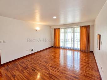 Se alquila casa en San Rafael Escazú 27-892