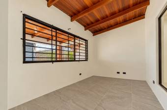 COMMERCIAL SPACE FOR RENT IN DOWNTOWN SANTA CRUZ