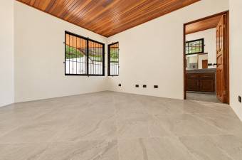 COMMERCIAL SPACE FOR RENT IN DOWNTOWN SANTA CRUZ