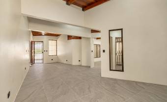 COMMERCIAL SPACE FOR RENT IN DOWNTOWN SANTA CRUZ