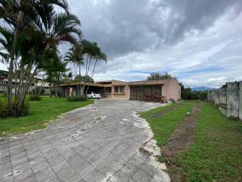 Venta de propiedad de uso mixto en San Joaquín de Flores, Heredia #26-1278 GS