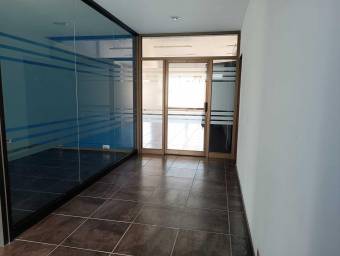 Alquiler de oficina con vista en centro comercial de Escazú #23-2992 GS