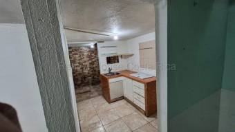 Venta de Apartamento en Condominio Montemar, Colima de Tibás. RAH 27-729