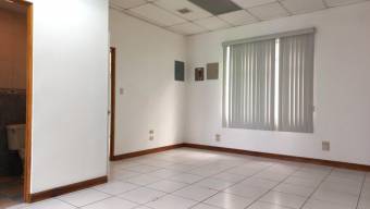 Se alquila local comercial en Sanchez Curridabat 24-1304