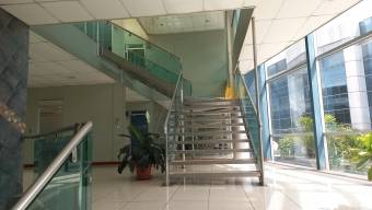 Se alquila local comercial en Sanchez Curridabat 24-1304