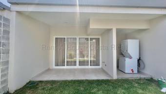 Se alquila casa en La Ribera Belén 27-911