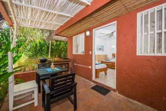 10 Rental Units & 3 Pools