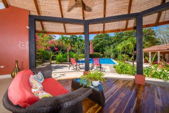 10 Rental Units & 3 Pools