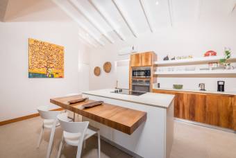 10 Rental Units & 3 Pools
