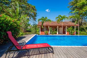 10 Rental Units & 3 Pools