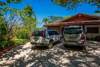 10 Rental Units & 3 Pools