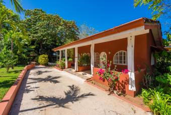 10 Rental Units & 3 Pools