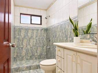 Venta de Casa en San Pablo de Heredia. RAH 27-922