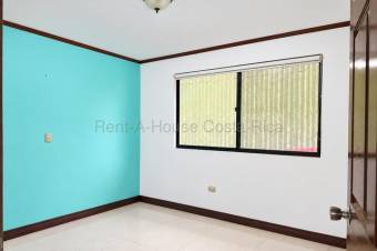 Venta de Casa en San Pablo de Heredia. RAH 27-922