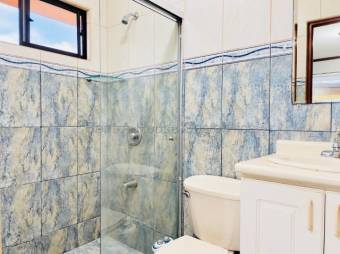 Venta de Casa en San Pablo de Heredia. RAH 27-922