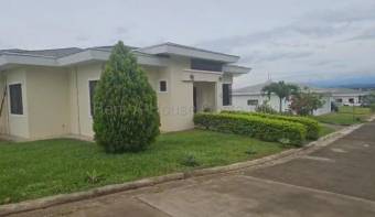Venta de Lote  5 BODEGAS Y 3 CASAS en La Guácima de Alajuela. RAH 27-916