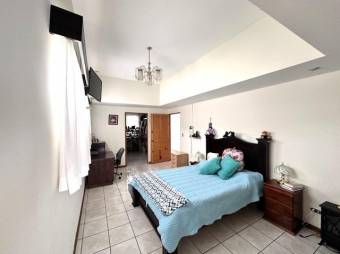 Venta de Casa Comercial en Oreamuno-Potrero Cerrado, Cartago. RAH 27-915 Venta de Casa Comercial en Oreamuno-Potrero Cerrado, Cartago. RAH 27-915