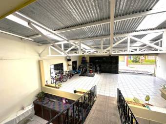Venta de Casa Comercial en Oreamuno-Potrero Cerrado, Cartago. RAH 27-915 Venta de Casa Comercial en Oreamuno-Potrero Cerrado, Cartago. RAH 27-915