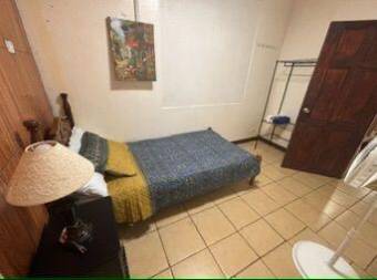 Venta de propiedad con casa, 2 apartamentos y piscina #25-932 GS