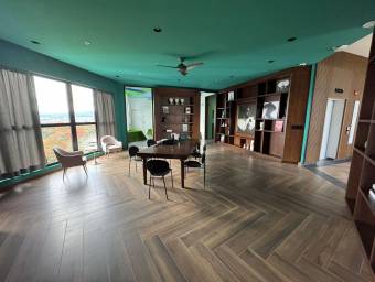 Venta de penthouse con vista a La Sabana #25-1988 GS