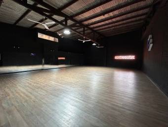 Venta de edificio comercial de 3 niveles en el centro de San José #24-1885 GS, $ 1,000,000, 3, San José, San José