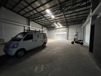 Venta de edificio comercial de 3 niveles en el centro de San José #24-1885 GS, $ 1,000,000, 3, San José, San José
