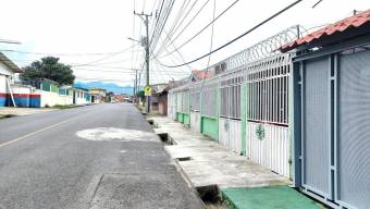Se vende casa en San Vicente Moravia 25-47