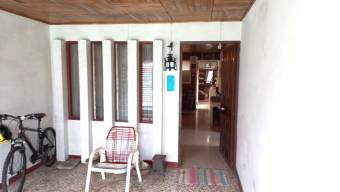 Se vende casa en San Vicente Moravia 25-47