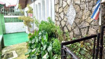 Se vende casa en San Vicente Moravia 25-47