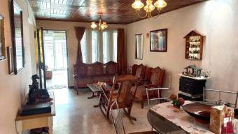 Se vende casa en San Vicente Moravia 25-47
