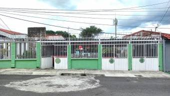 Se vende casa en San Vicente Moravia 25-47