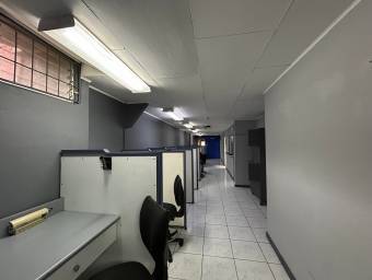 Venta de edificio comercial con oficinas y parqueos #25-929 GS