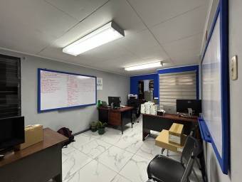 Venta de edificio comercial con oficinas y parqueos #25-929 GS