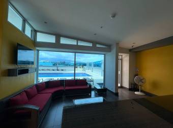 Se Vende Apartamento en Condominio Latitud los Yoses, San jose