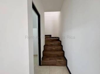 Venta de Casa en Agua Caliente de Cartago. RAH 27-857