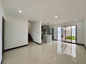 Venta de Casa en Agua Caliente de Cartago. RAH 27-857