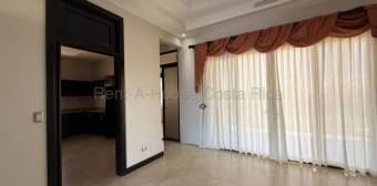 Venta de Lote  5 BODEGAS Y 3 CASAS en La Guácima de Alajuela. RAH 27-916
