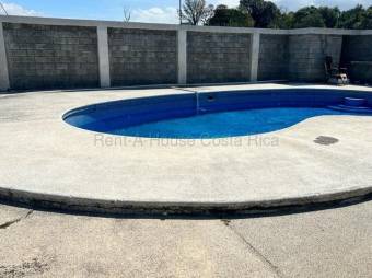 Venta de Lote  5 BODEGAS Y 3 CASAS en La Guácima de Alajuela. RAH 27-916