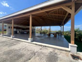 Venta de Lote  5 BODEGAS Y 3 CASAS en La Guácima de Alajuela. RAH 27-916