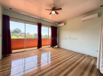 Venta de Casa en Grecia-Puente de Piedra. RAH 27-886