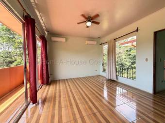 Venta de Casa en Grecia-Puente de Piedra. RAH 27-886
