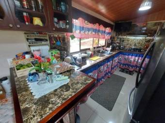 Venta de Casa en Mercedes Sur-Puriscal. RAH 27-885
